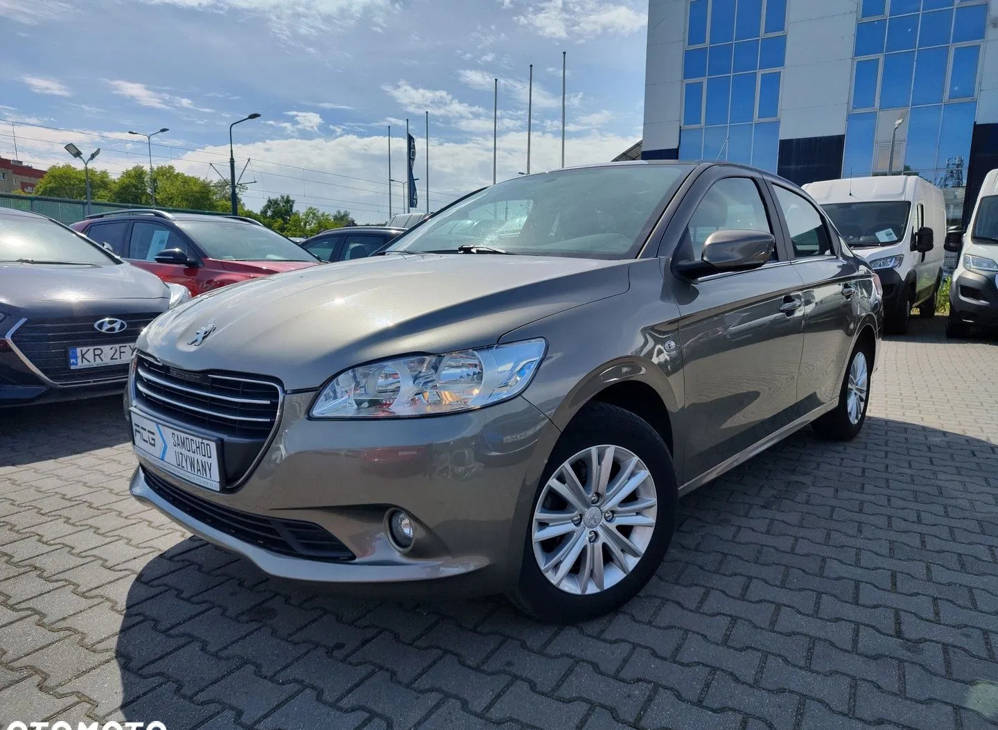 Peugeot 301 cena 29900 przebieg: 109402, rok produkcji 2016 z Stary Sącz małe 79